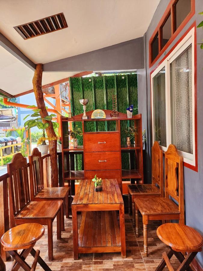 Uno Dus Tourist Inn Itaytay Luaran gambar